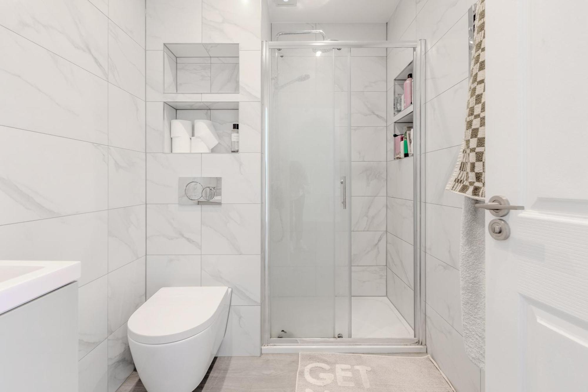 Bright 3br Duplex Flat With A Terrace In Clapham *